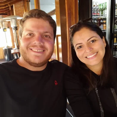 Renan Alvares e Patrícia Lopes Fontes